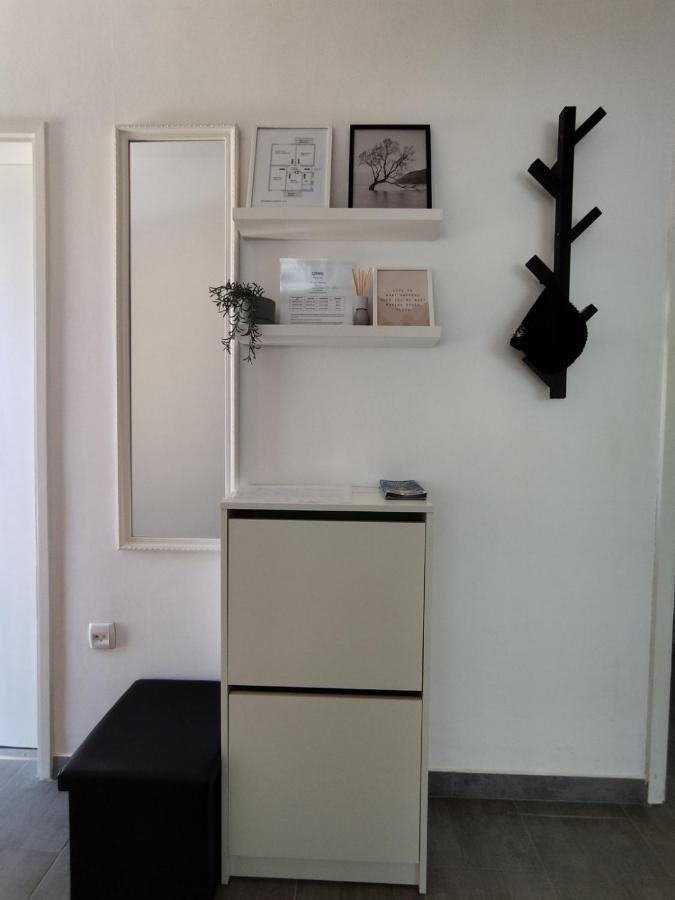 Antemma Apartment Pula Eksteriør billede