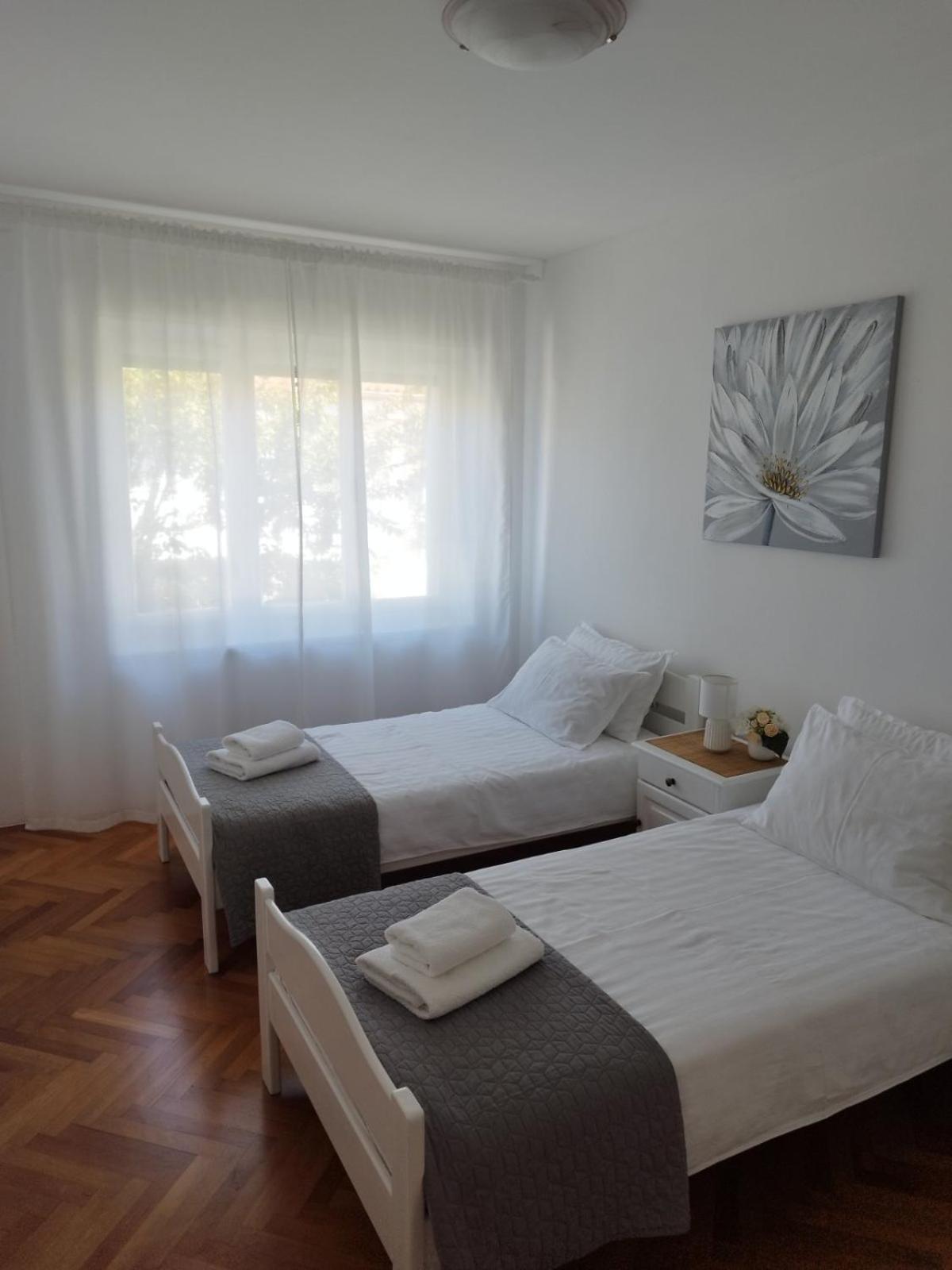 Antemma Apartment Pula Eksteriør billede