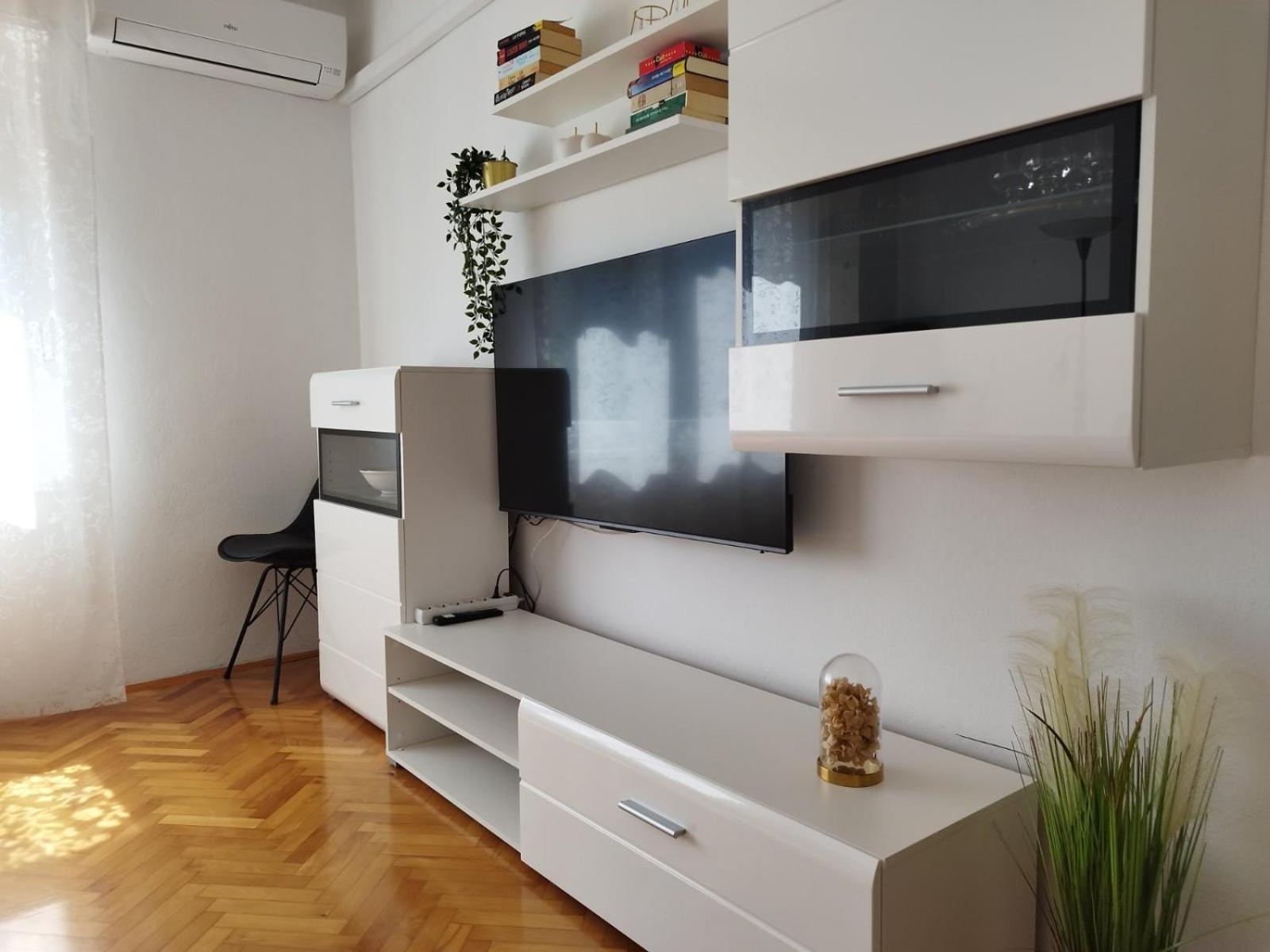 Antemma Apartment Pula Eksteriør billede