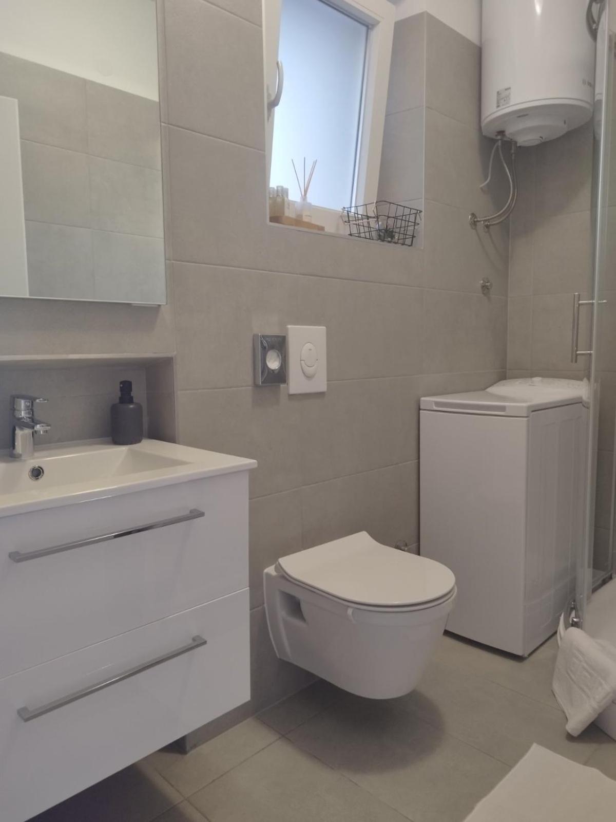 Antemma Apartment Pula Eksteriør billede