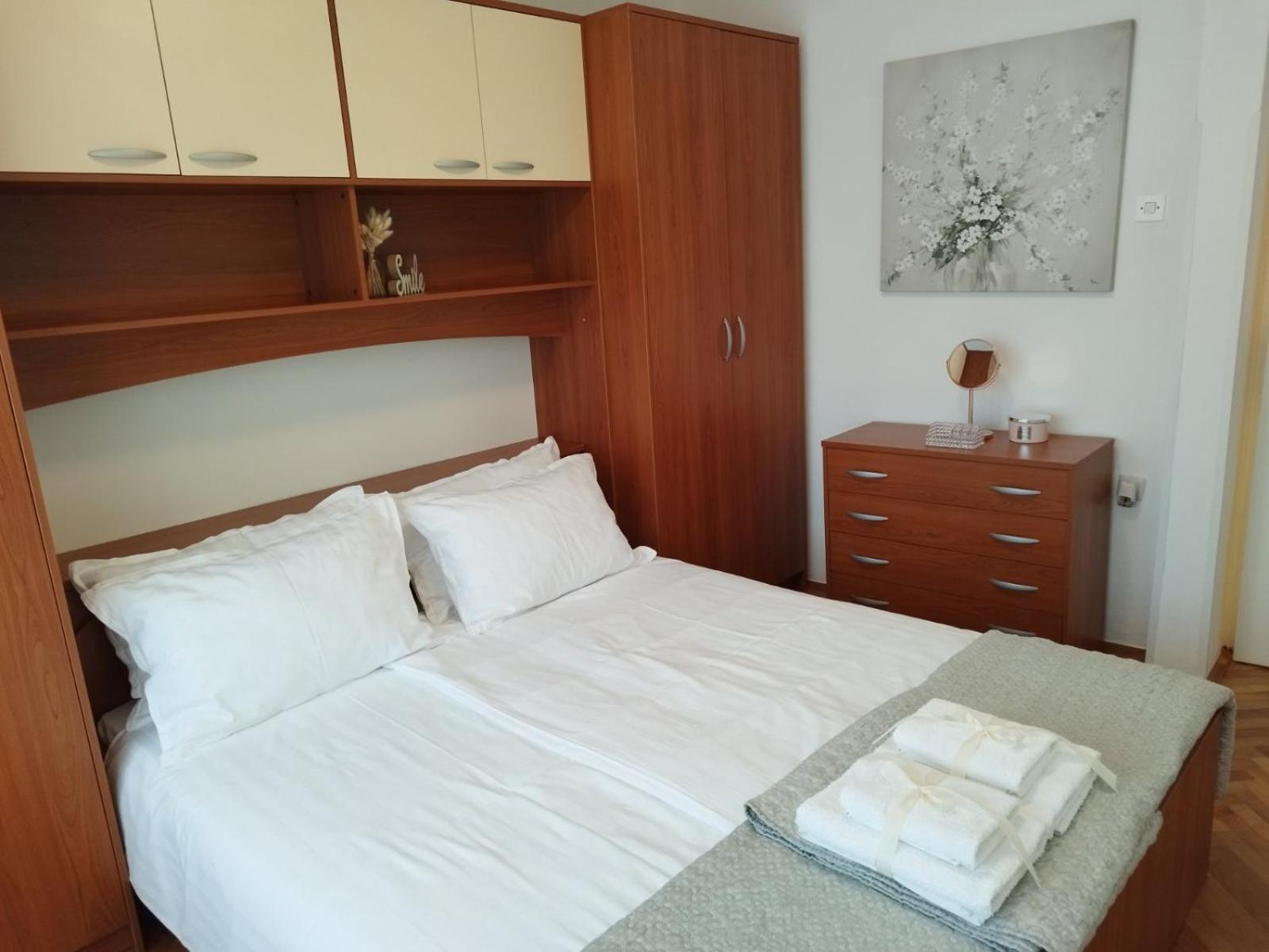 Antemma Apartment Pula Eksteriør billede